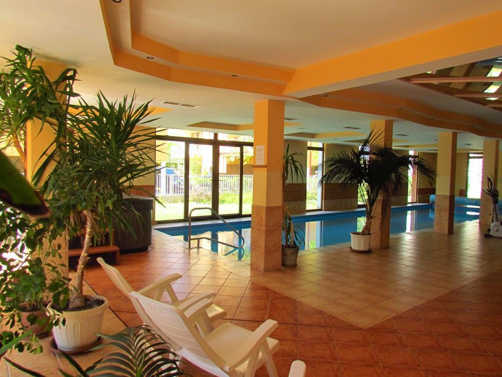 Balaton Wellness Apartman Siófok Zimmer foto